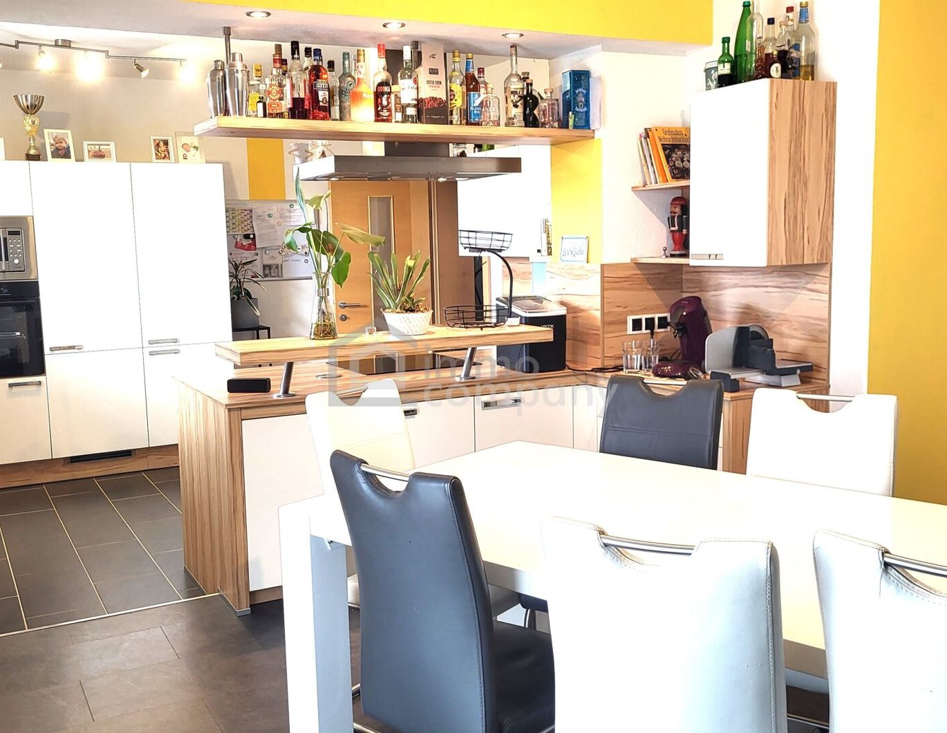 Vollrenoviertes Einfamilienhaus mit Weitblick - nur 10 Minuten vor den Toren von Graz