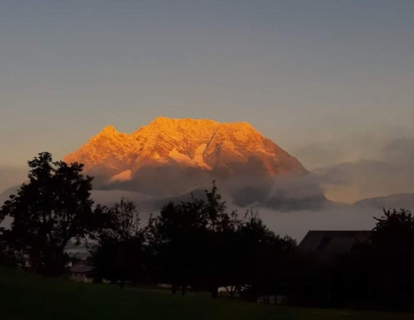 Einmalige Gelegenheit: Kleine Ferienwohnung mit großem Grimming-Panorama