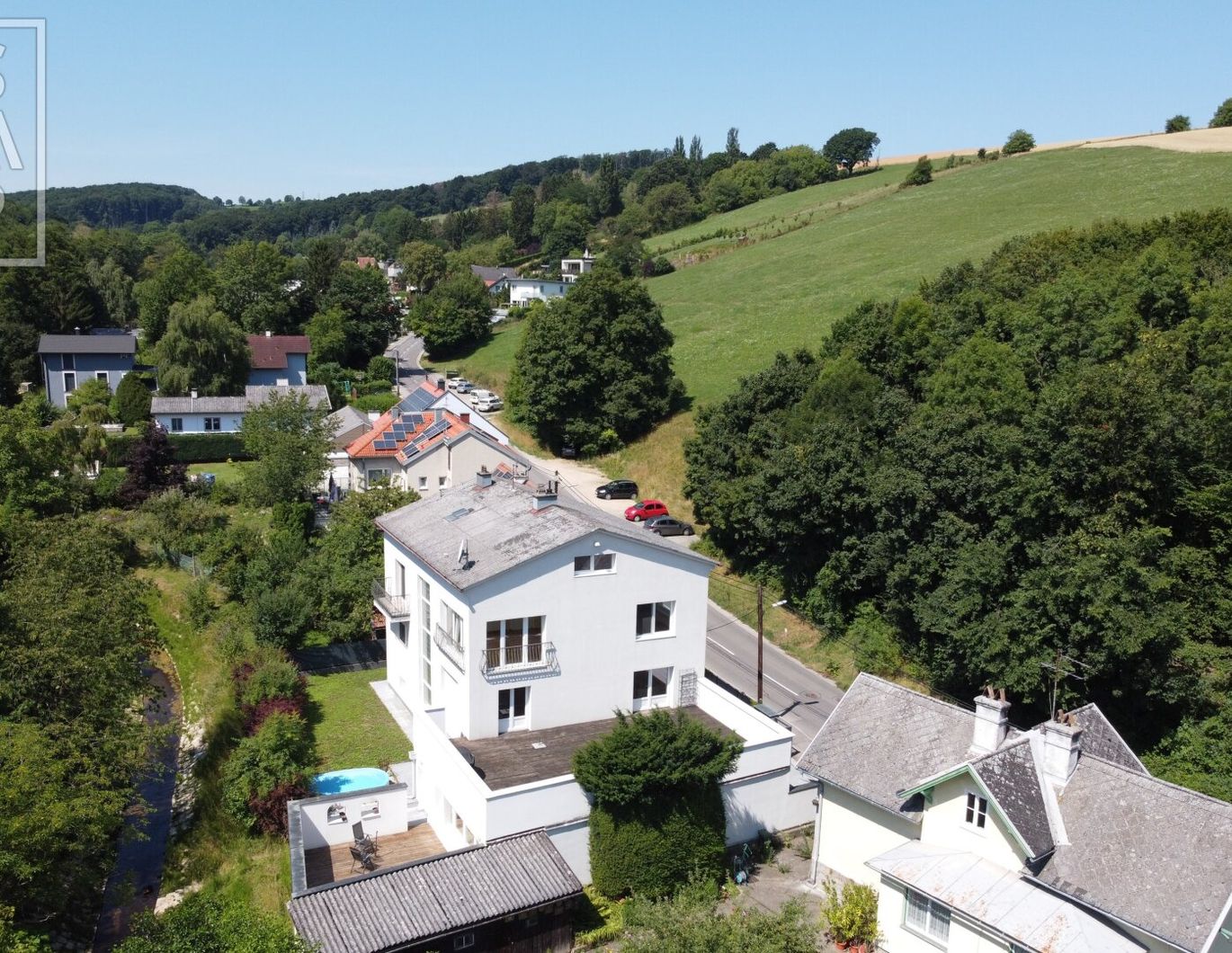 Perfektes Haus für eine große Familie zum Wohnen und Arbeiten mit viel Platz und Potenzial!