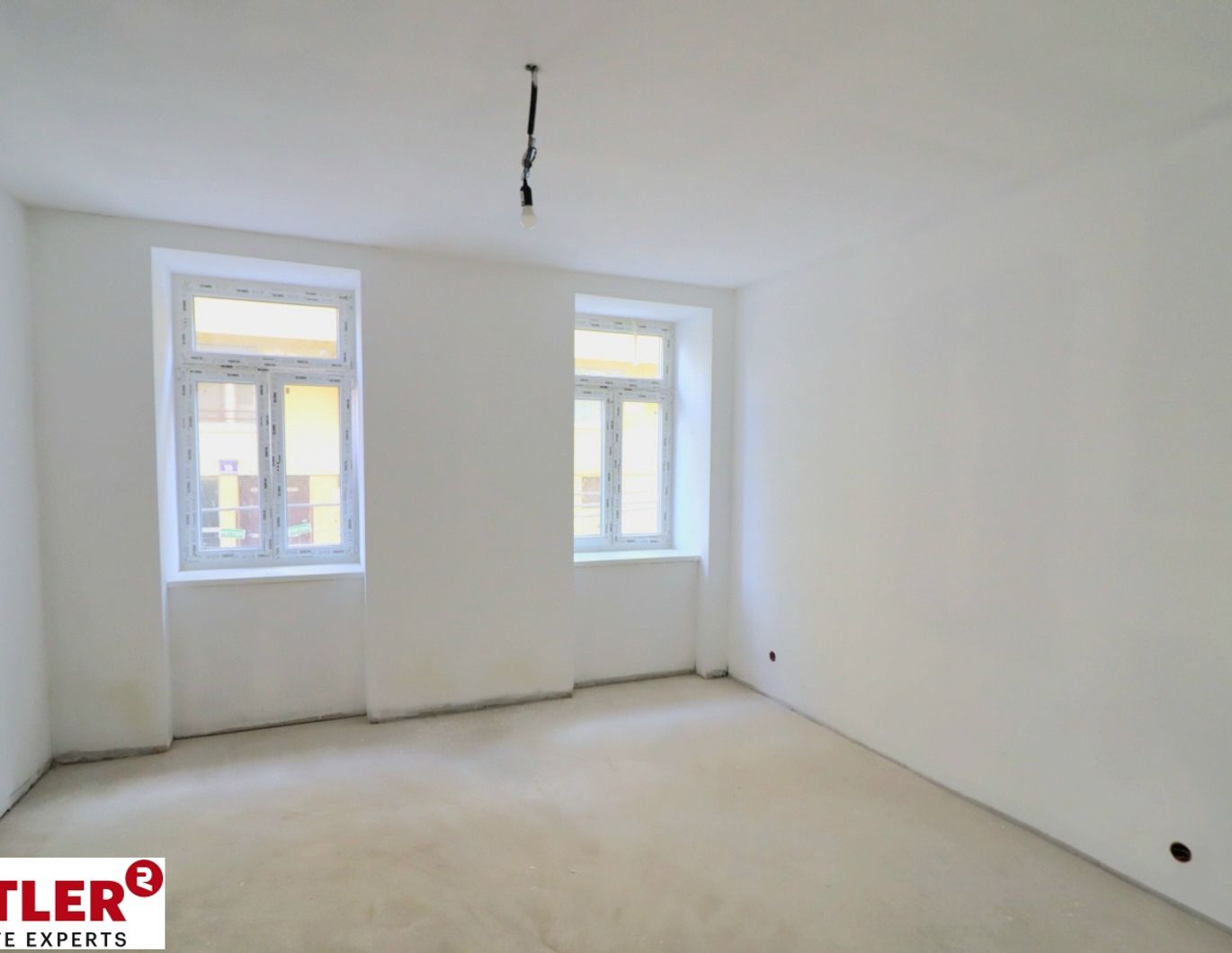 Altbaurenaissance 3 Zimmer EG Wohnung  nähe Kutschkermarkt in 1180 Wien zu kaufen