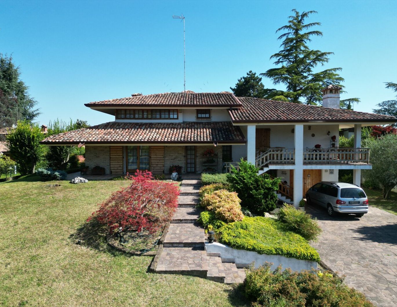 Mediterranes Flair zwischen Kultur und Natur - Exklusives Einfamilienhaus in Cervignano del Friuli