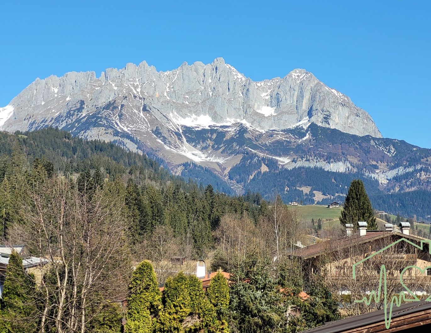 Traumhafte DG-Wohnung in Reith bei Kitzbühel: 4 Zimmer mit Südbalkon & Garage!