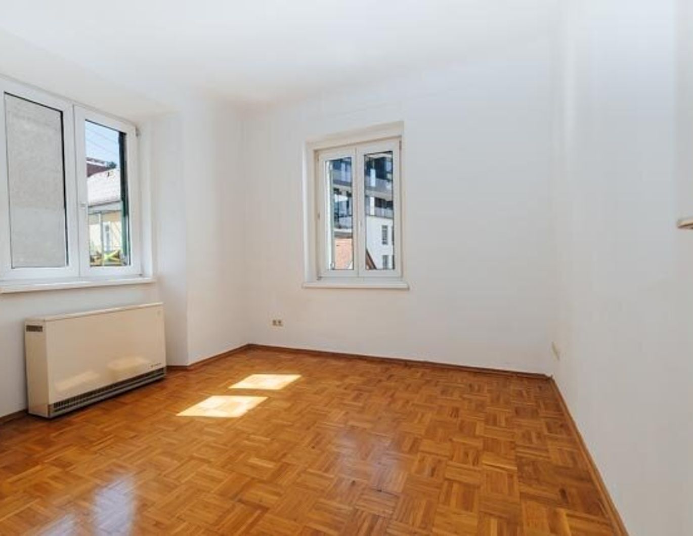 AM JAKOMINIPLATZ IM HERZEN VON GRAZ I AB SOFORT I LICHTDURCHFLUTET I KOMFORTABLE DUSCHE I HAUSTIERE WILLKOMMEN I TOP-ADRESSE I PROJEKT WOHNEN