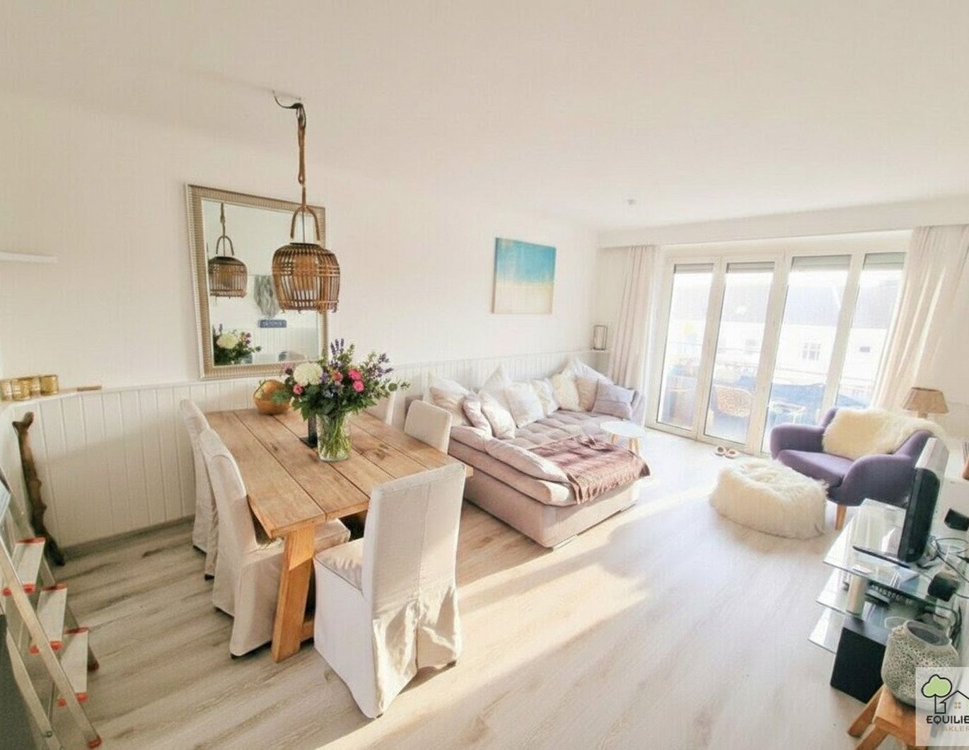 *BAD VÖSLAU* SONNIGE 3-ZIMMER WOHNUNG MIT BALKON NEBEN DEM SCHLOSSPARK AB APRIL ZU MIETEN