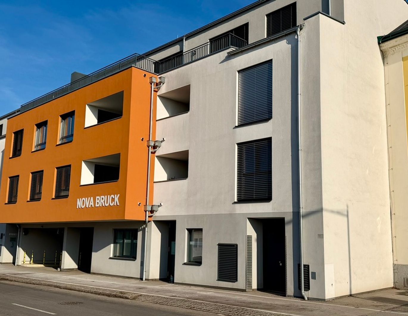 Eine Perle in Niederösterreich - 3 1/2 Zimmer, Erstbezug, 82m2, Balkon, Tiefgarage