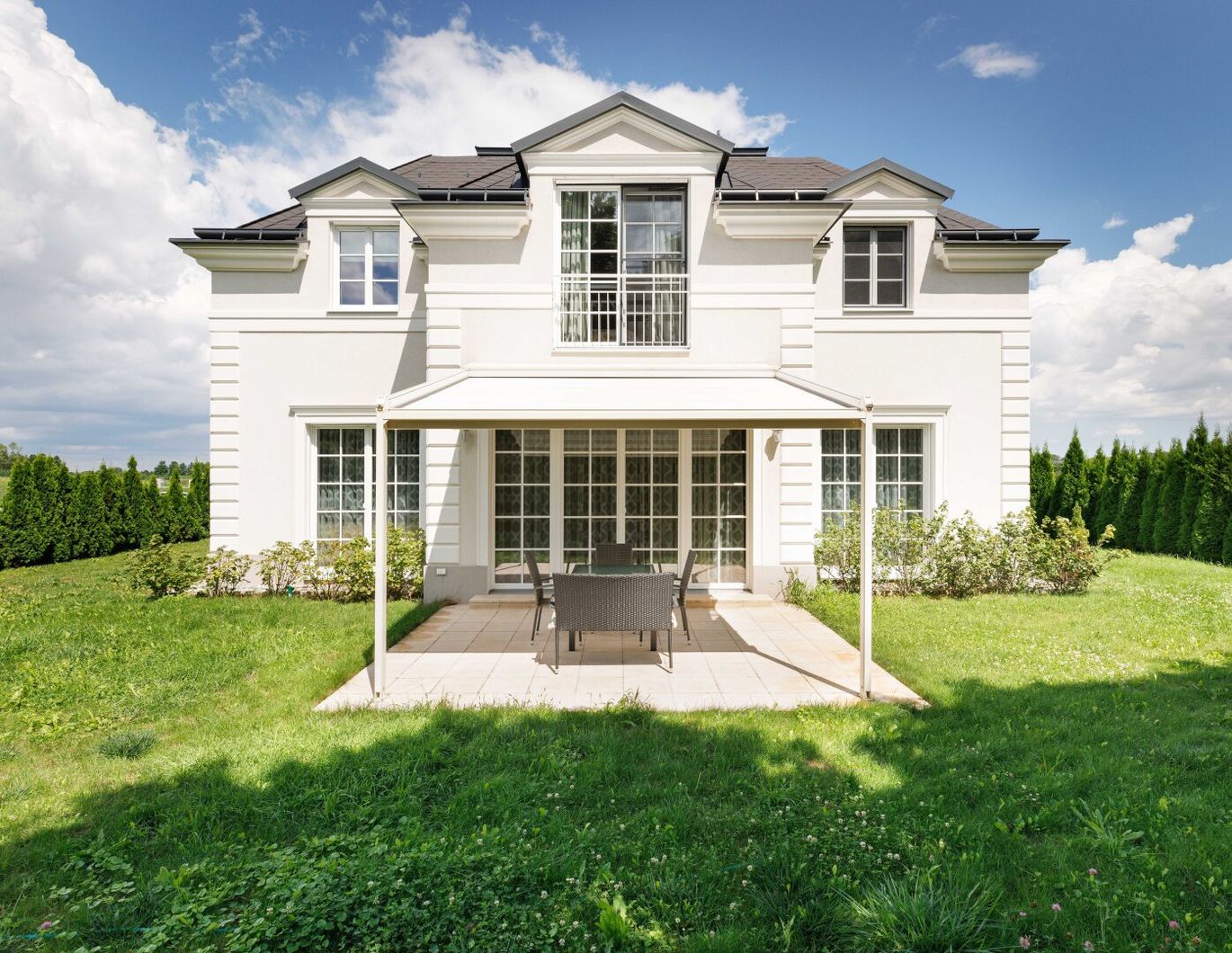 SUPER PREIS! Vollmöblierte Villa in Fontana!