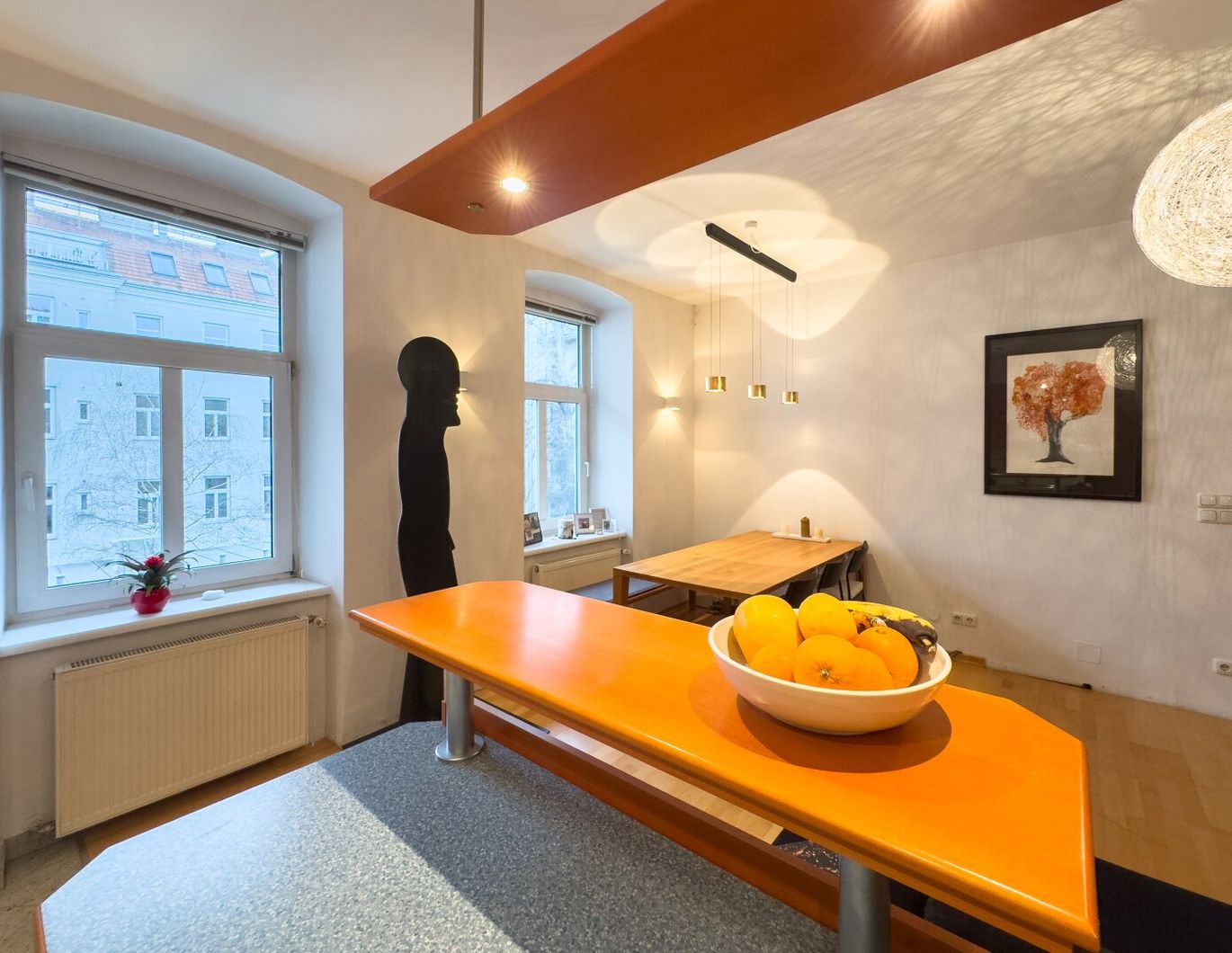HÖCHSTER WOHNKOMFORT - sanierter Altbau mit Lift innerhalb des Gürtels