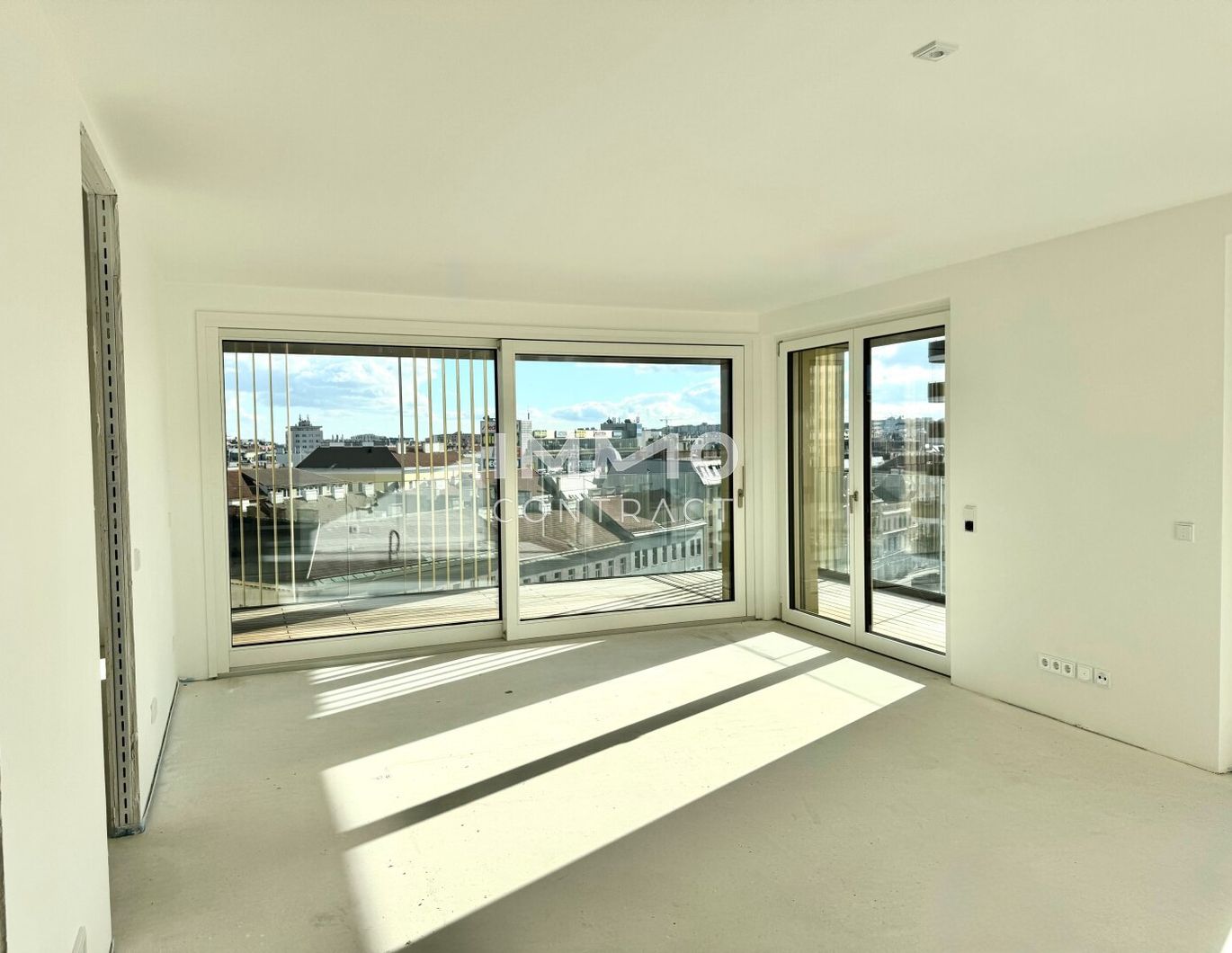 Elevate Your Lifestyle - 9. Stock direkt am Hauptbahnhof: Provisionsfrei