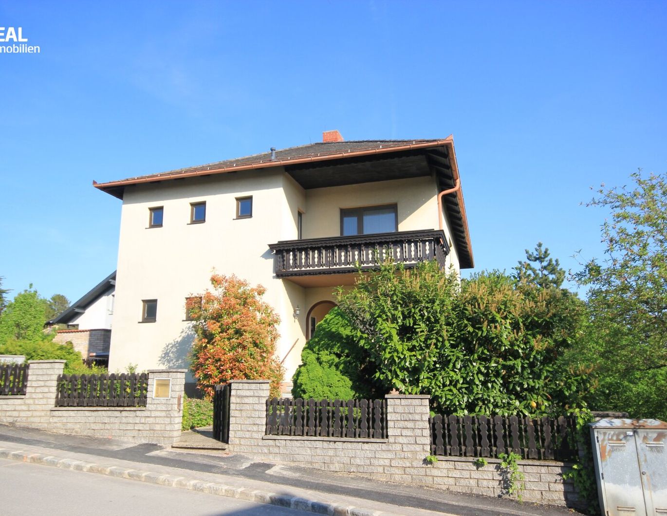 2120 Wolkersdorf, Einfamilienhaus in Grünruhelage mit Garage und Schutzraum
