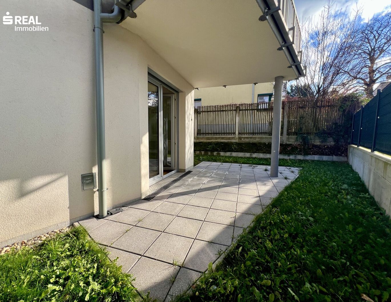 ruhiges Wohnjuwel: 4 Zimmer-Gartenwohnung im Neubau