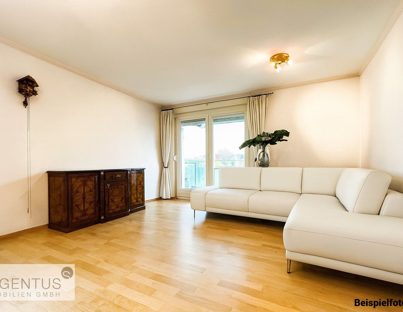 WOHNEN MIT AUSBLICK: Wunderschöne 3-Zimmerwohnung mit 2 verglasten Balkonen nahe Stadtgrenze von INNSBRUCK!