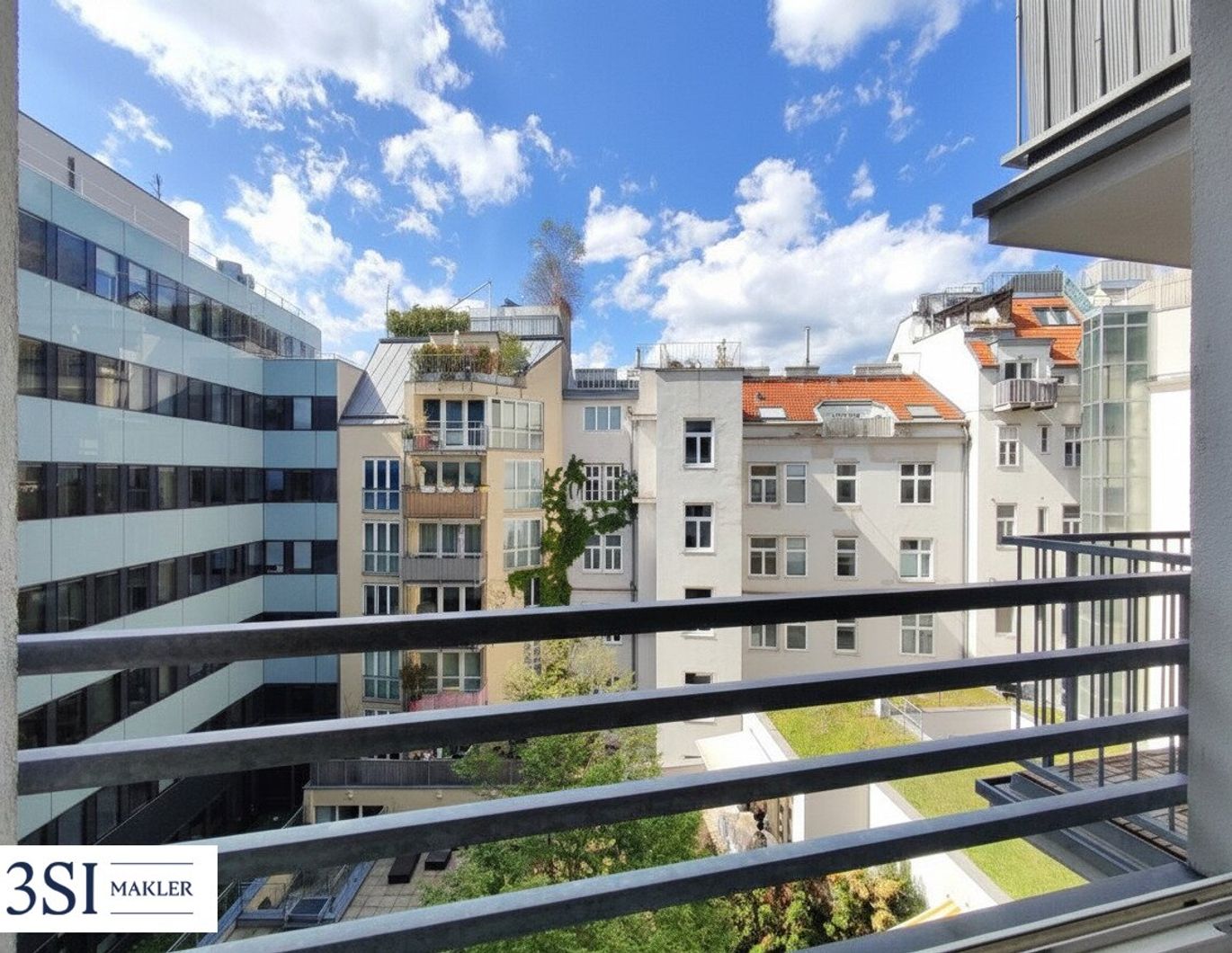 MICRO LIVING - Hofseitige Kleinwohnung mit Balkon und Garagenplatz