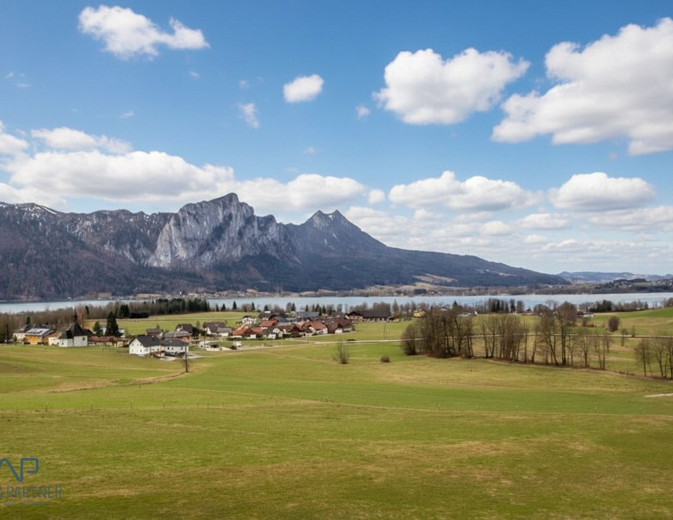 Edle Dachetagenwohnung am Mondsee - ein Ruhepol mit Stil!