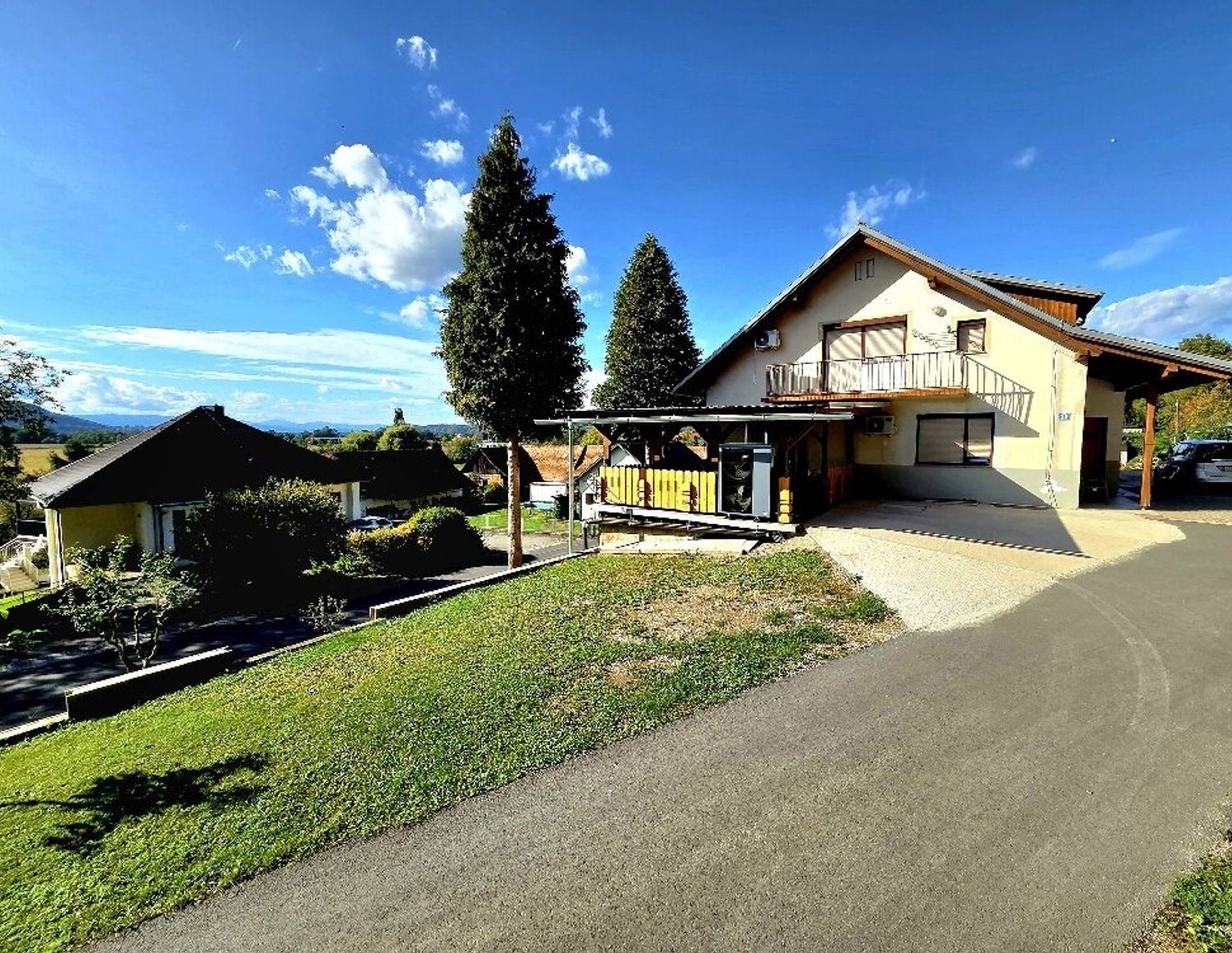 Traumhaftes Familienhaus in Sankt Georgen - 8 Zimmer, Garten, Terrasse, Top-Ausstattung!