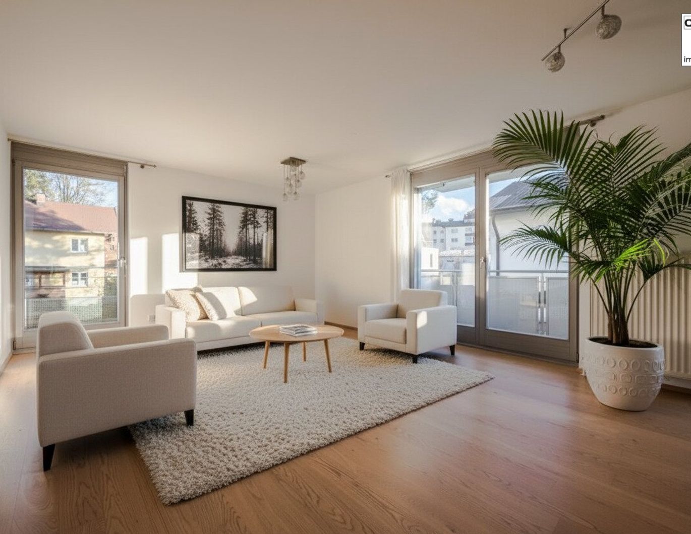 Lichtdurchflutete 2-Zimmer-Wohnung mit Balkon und Bergblick - Top-Preis!