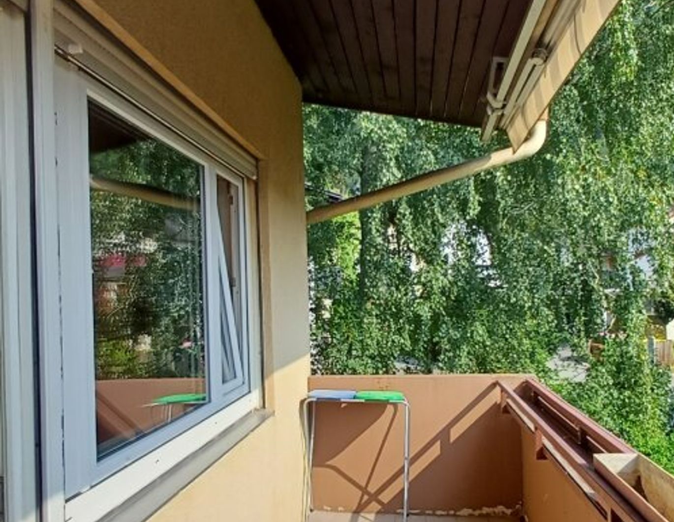 3 Zimmer Wohnung mit Balkon - Ideal für kreative Sanierer!