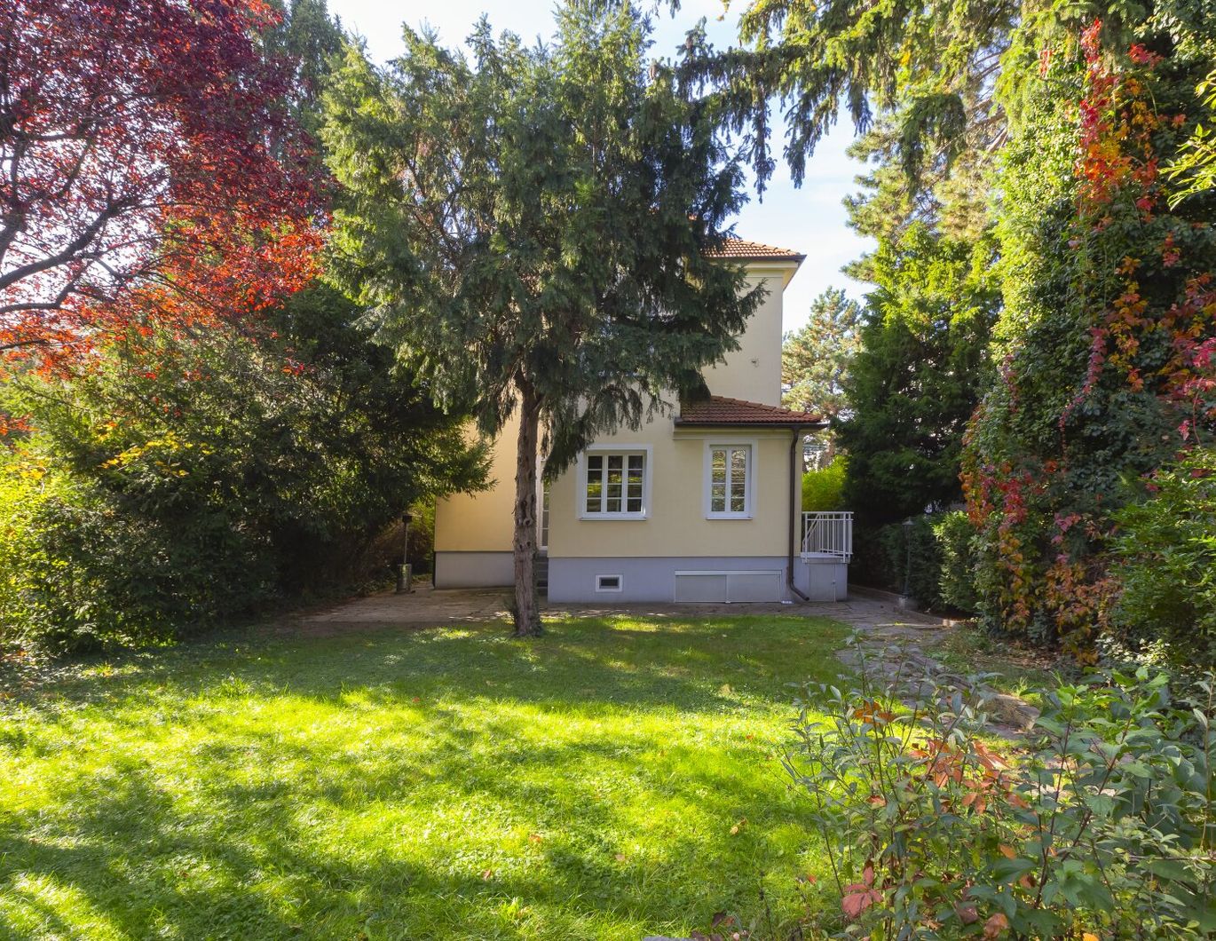 Hochheimgasse - repräsentatives Einfamilienhaus mit Garten zu vermieten