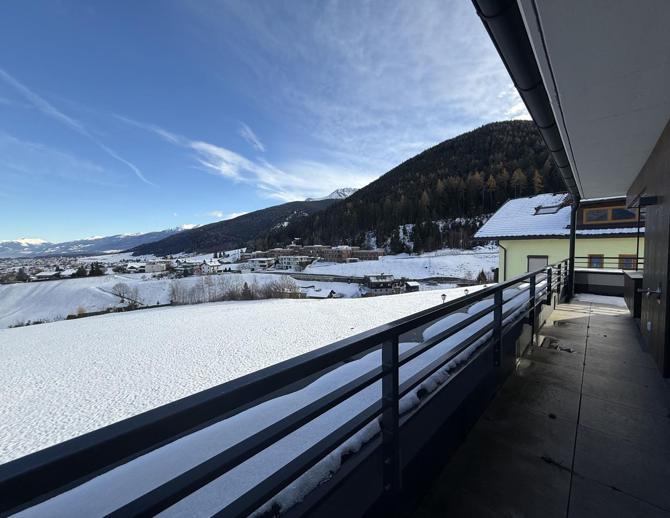 Helle Penthouse Wohnung mit Panorama-Terrasse in Grinzens