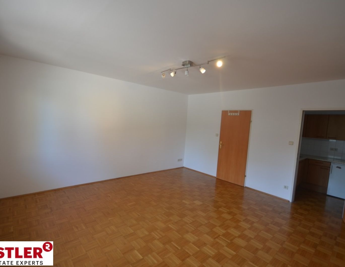 Singles & Studierende aufgepasst: 1-Zimmer-Wohnung + Parkplatz inkl.