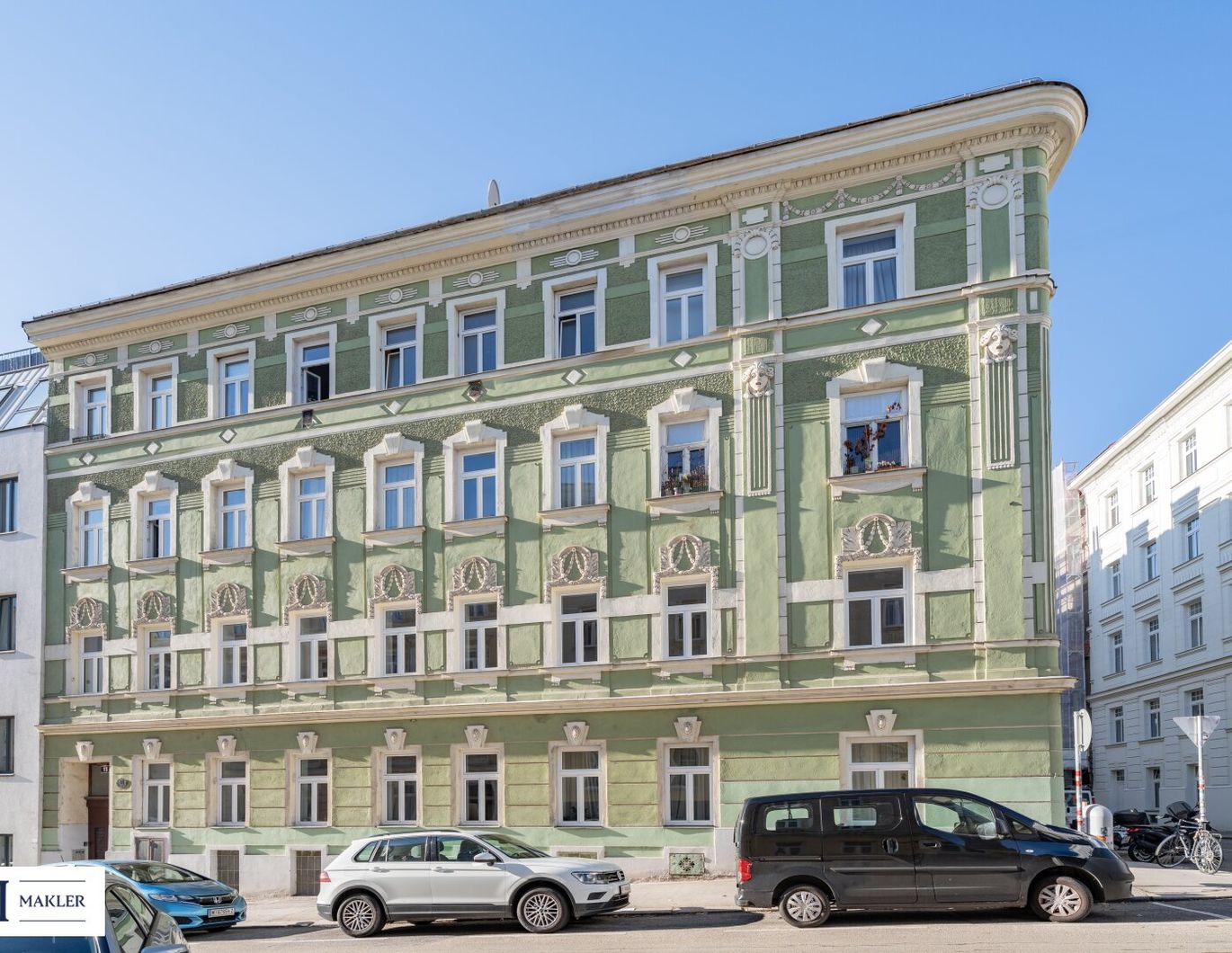 Großzügige 2-Zimmer-Wohnung mit Sanierungspotenzial in ruhiger Lage