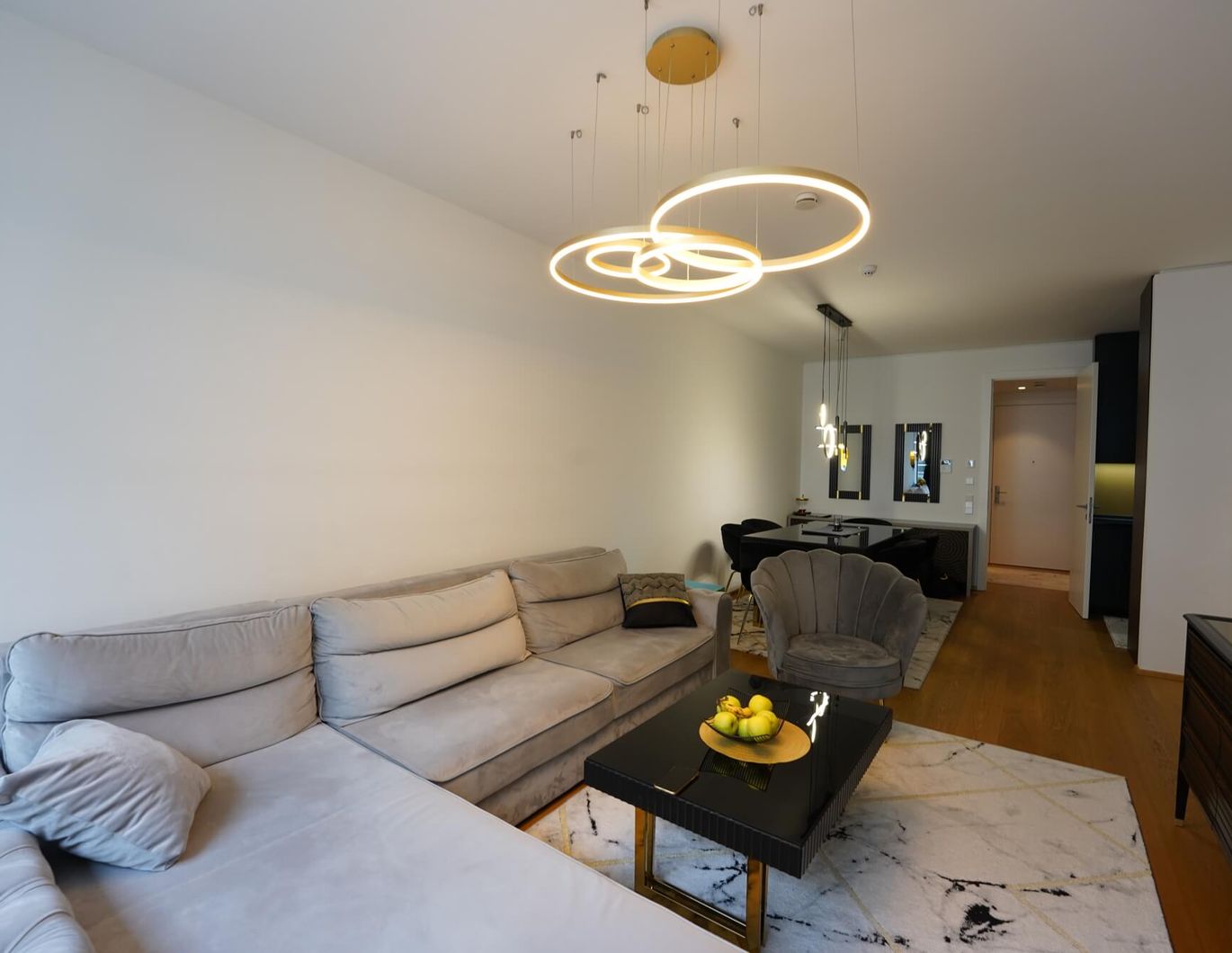 Schöne Wohnung in Hofruhelage - Nähe Rochusmarkt