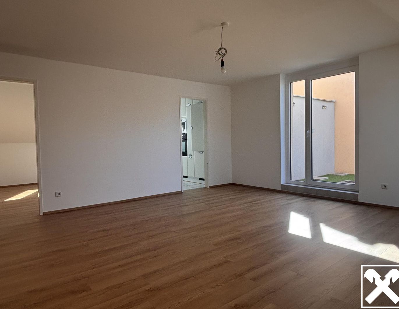 Gemütliche Wohnung mit schöner Dachterrasse!