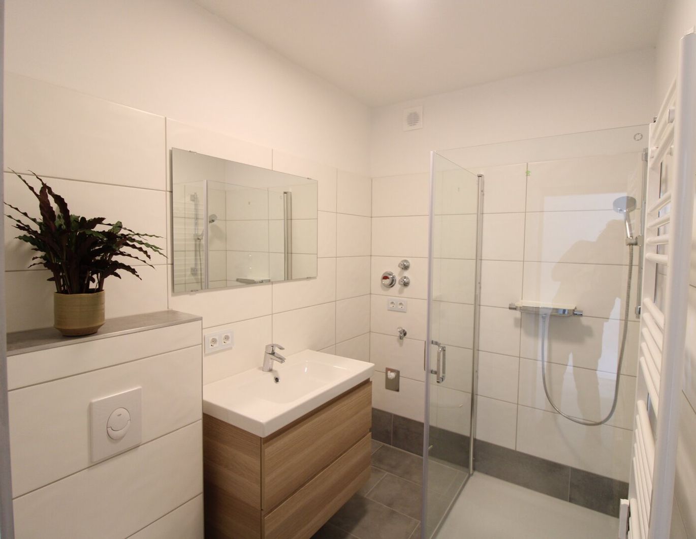 Generalsanierte 2,5 Zi-Wohnung in Waidmannsdorf nahe UKH, Uni, Pädak, See