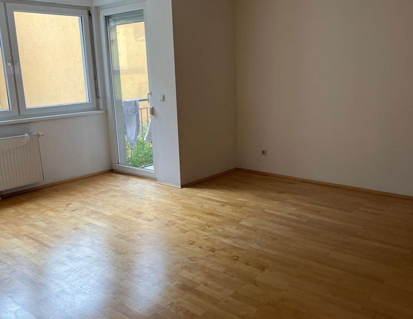 250 m zur U4 Längenfeldgasse, Marmorböden, Neubau, Balkon, BK 28 EUR, Befristung auf 5 Jahre
