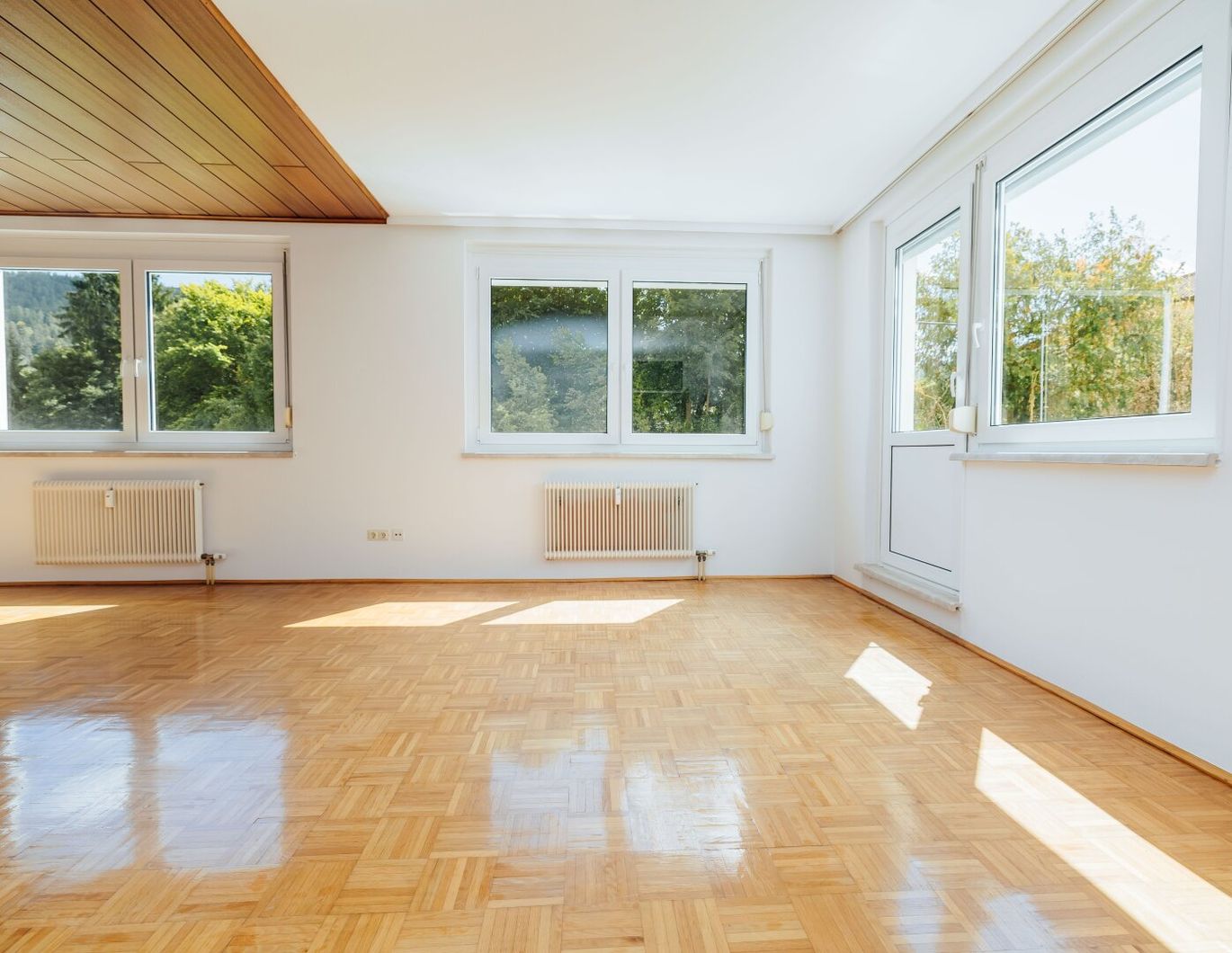 AB SOFORT I GROßZÜGIGE TERRASSE I RUHIGE LAGE I 3 ZIMMER I FAMILIENFREUNDLICH I NATURNAH I PROJEKT WOHNEN