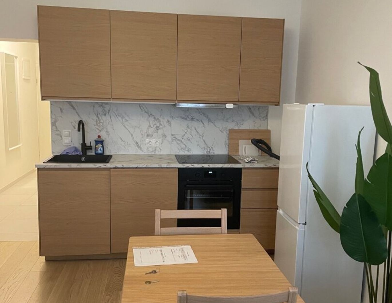 Klein, aber fein! Vollsanierte 1-Zimmer-Wohnung in 1100 Wien für Kurzzeit Vermietung