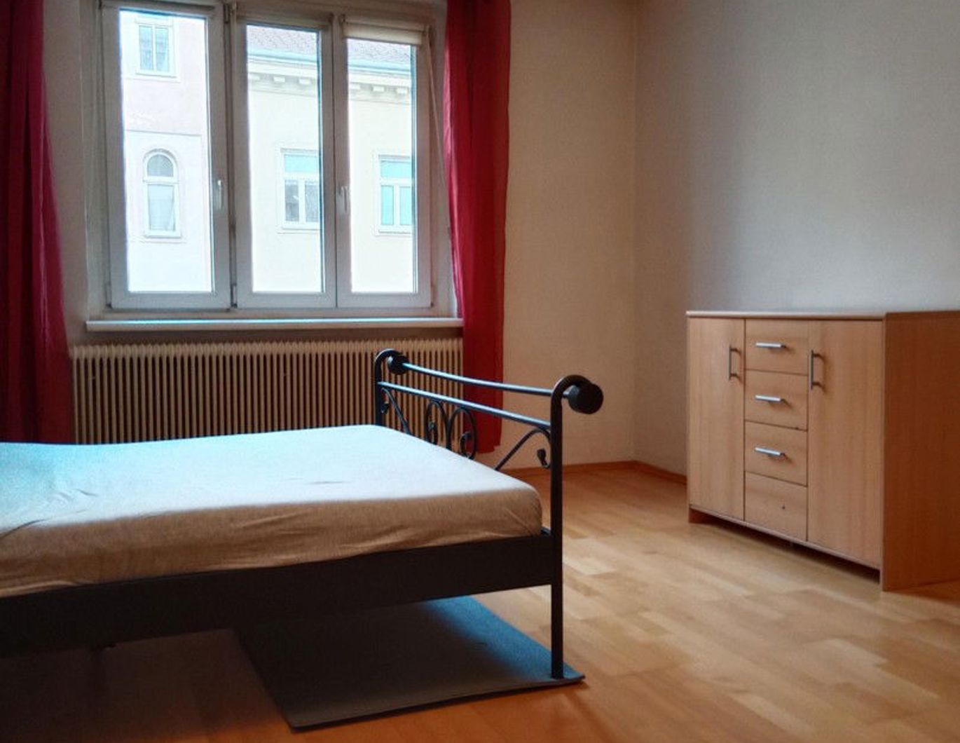 2 Zi. Wohnung, WG-geeignet, 3.Liftstock, U4-Pilgramg. nah, 5.Bez.