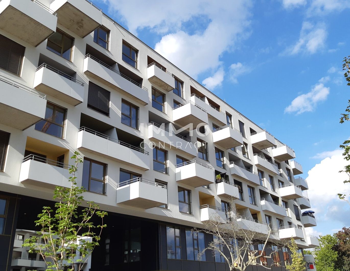 MIETPREISAKTION: 3-ZI. WOHNUNG MIT LOGGIA UND TOPAUSSTATTUNG IM NEUEN REININGHAUS