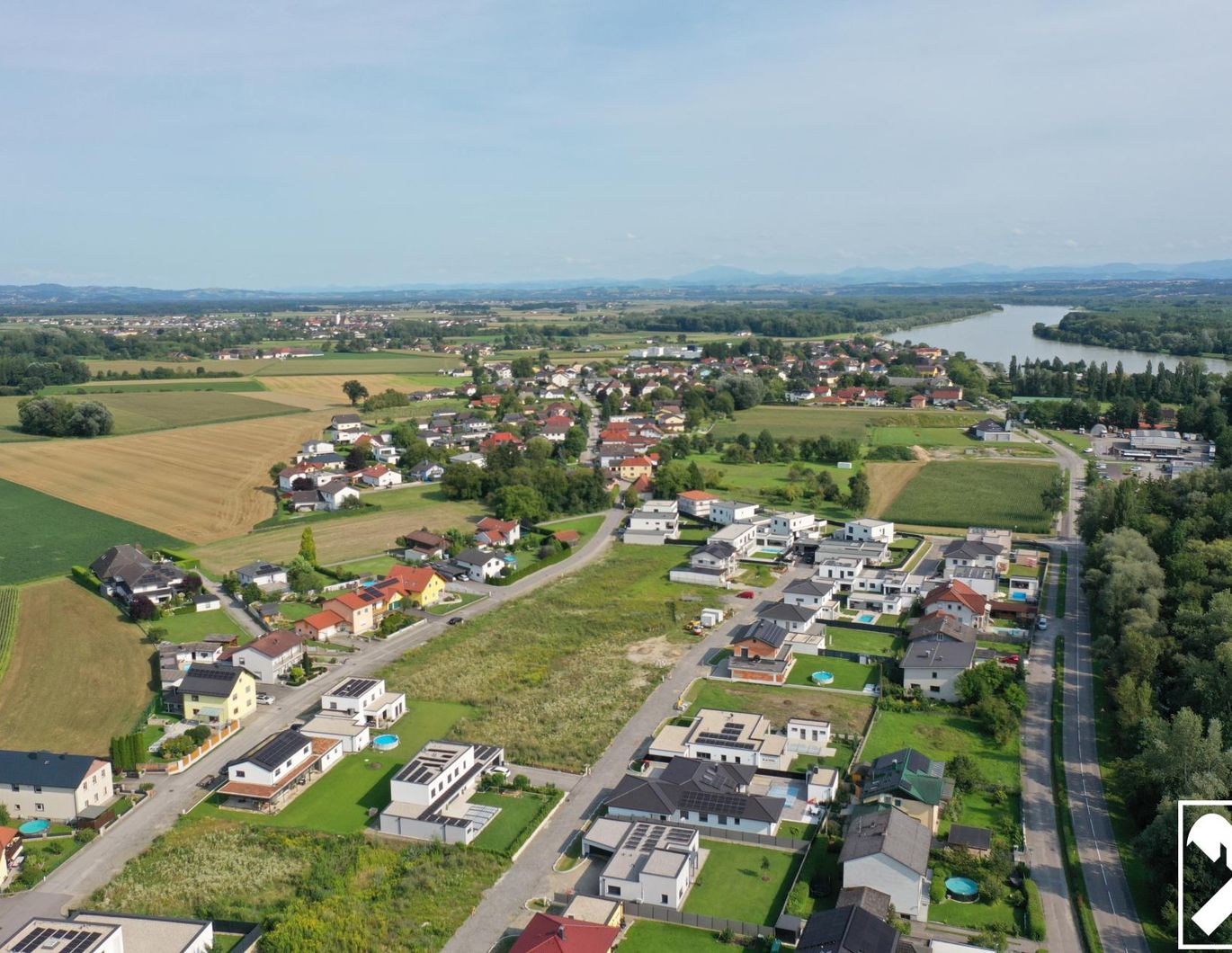 Doppelhäuser im DonAuland-provisionsfrei!