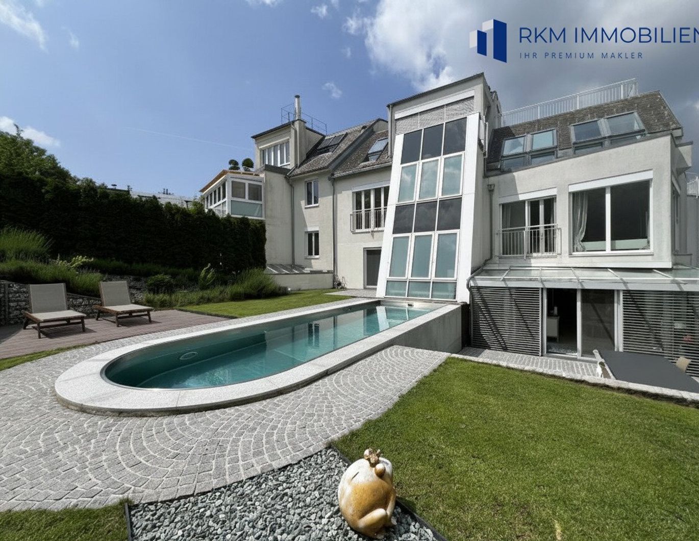 Elegantes Traumhaus in 1130 Wien: 520 m² Luxus mit Garten und Terrassen!