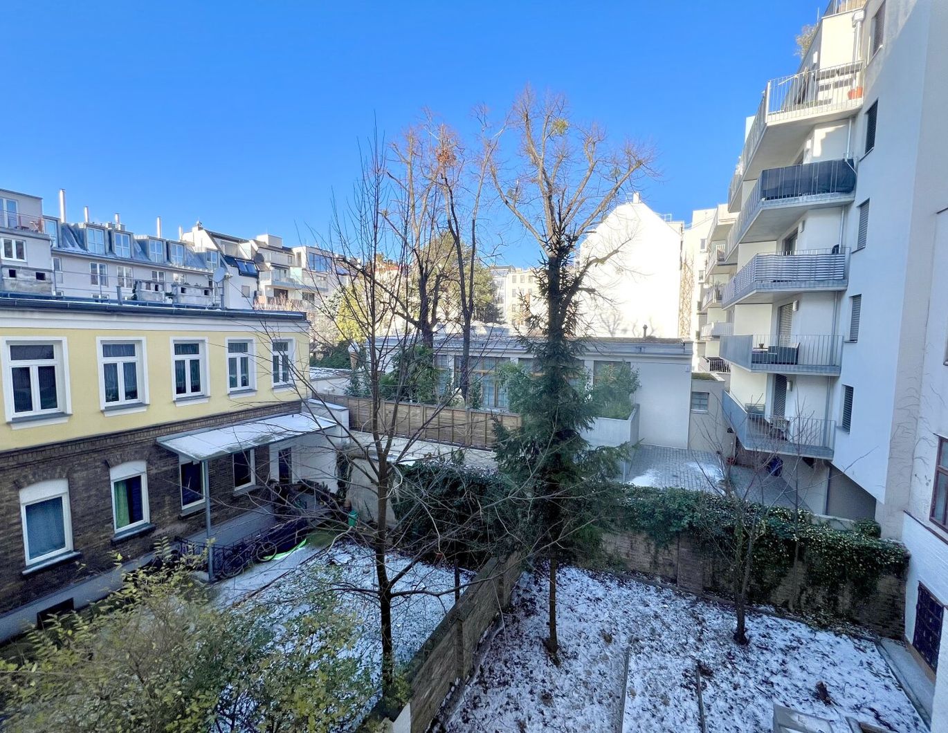 Altbauwohnung mit Weitblick!