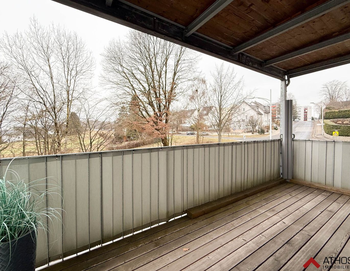 Unmöblierte, kompakte 3-Zimmer-Wohnung mit Balkon nähe Wasserwald