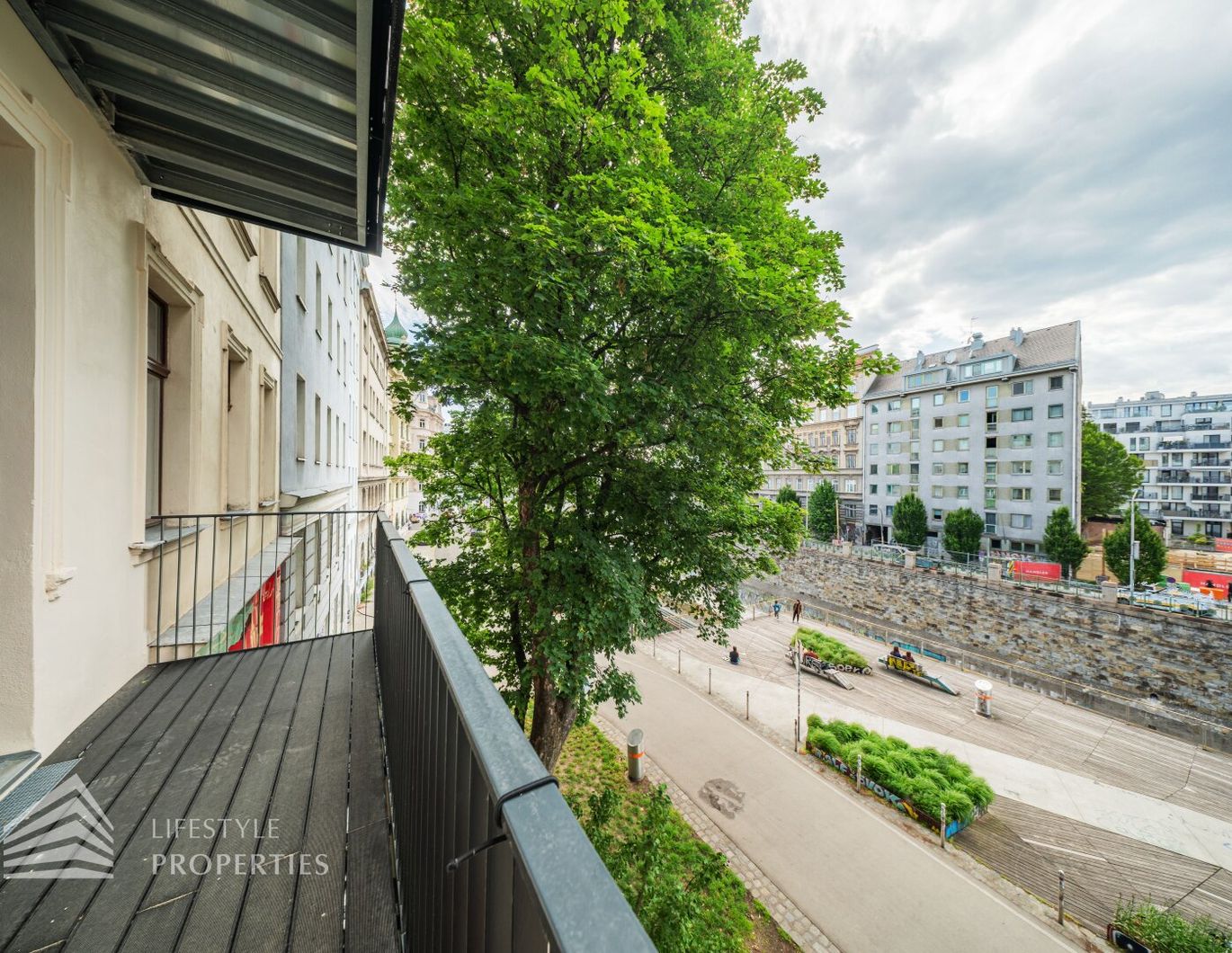 Moderne 3-Zimmer Wohnung in zentraler Lage mit Balkon