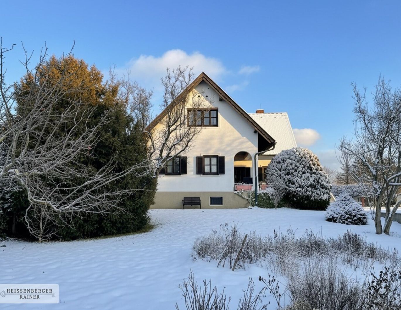 WOHNEN AM SEEGRUND /// EINFAMILIENHAUS IN BESTER LAGE /// SONNIG, PRIVAT, GROSSER GARTEN
