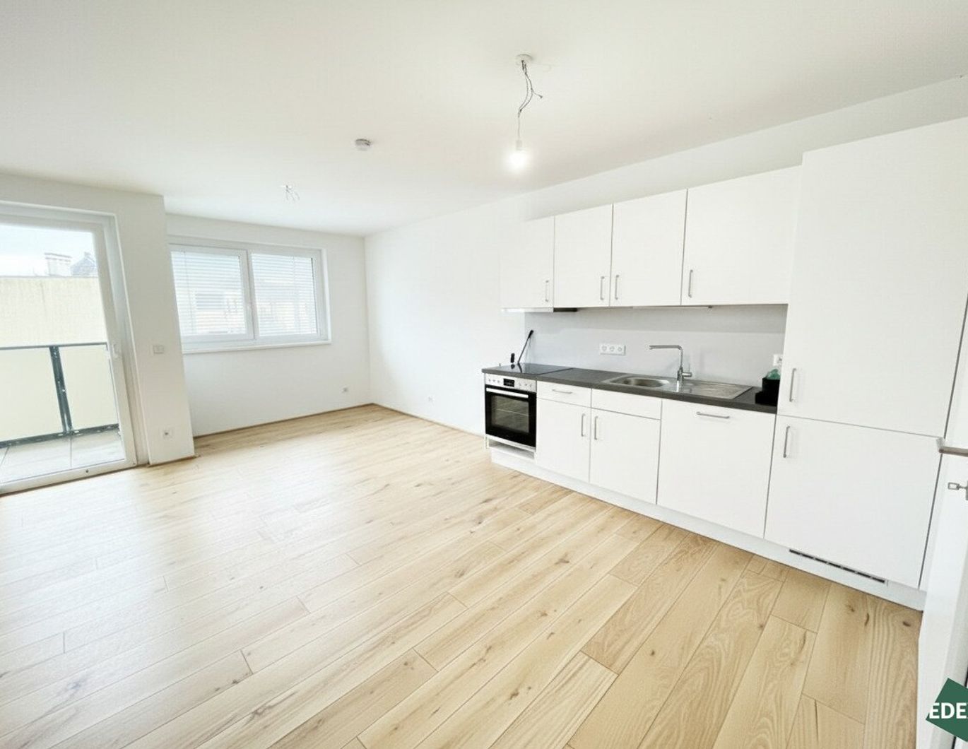 Moderne 3-Zimmer-Wohnung mit Loggia direkt bei der U3