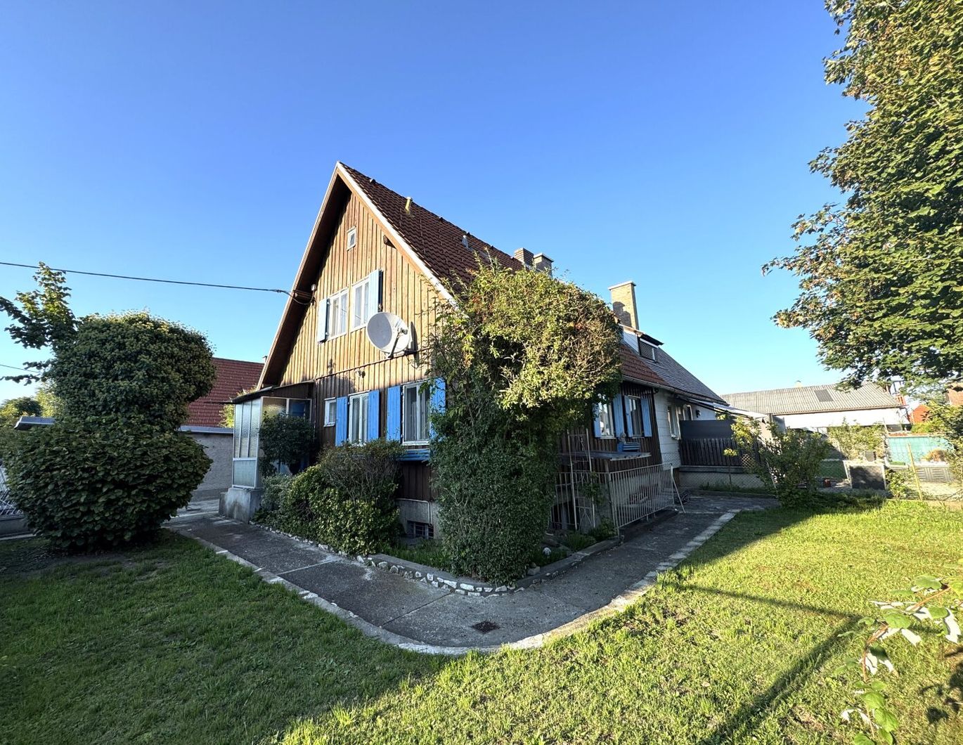 Liebenau, Einfamilienhaus bzw. Doppelreihenhaus in ruhiger Lage ca. 94,00 m², 5 Zimmer