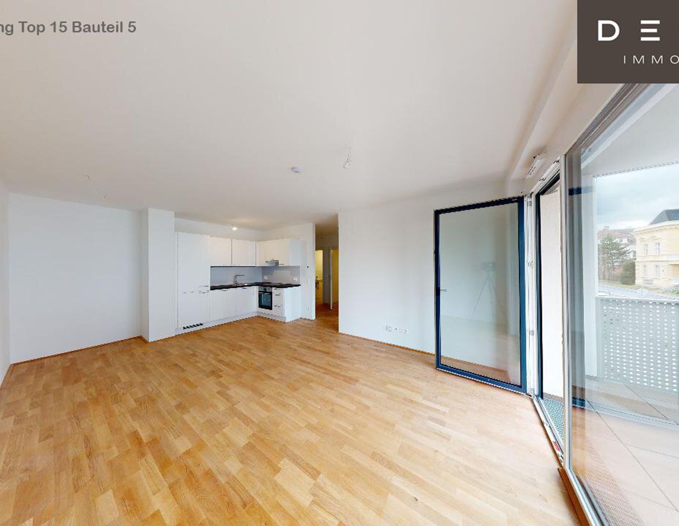 2 ZIMMER | ALTSTADT | DACHGESCHOSS MIT TERRASSE | KARMELITERHOF | AB OKTOBER VERFÜGBAR