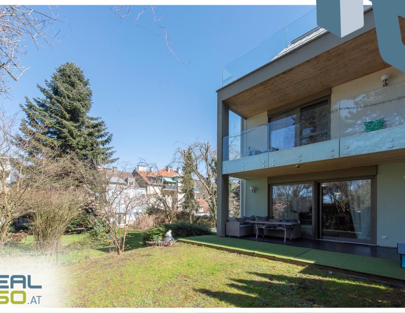 Edle Eigentumswohnung mit großem Garten am Stadtrand!