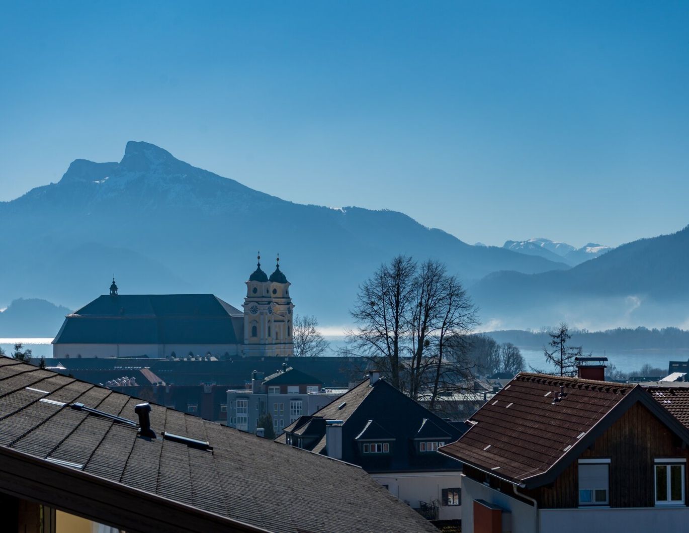 Zeitlos schönes Familienhaus - Wohnen mit Wohlfühlfaktor in sonniger Lage von Mondsee