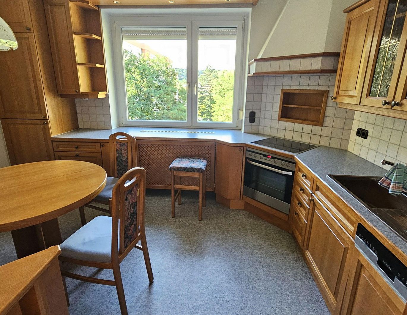 Möblierte Wohnung ab sofort zu vermieten