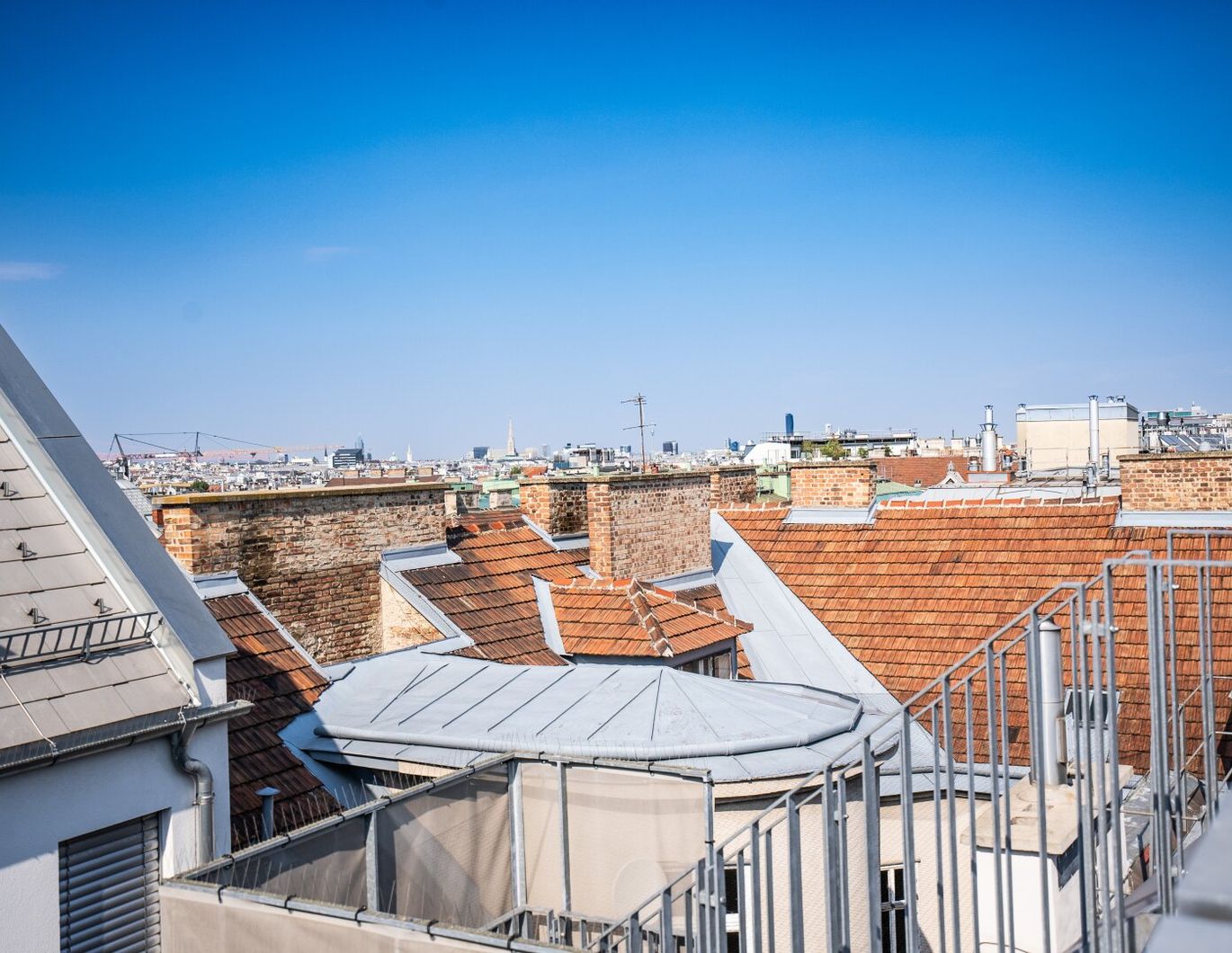 Traumhaftes Penthouse in 1050 Wien: 3 Zimmer, Terrasse, Luxus pur!