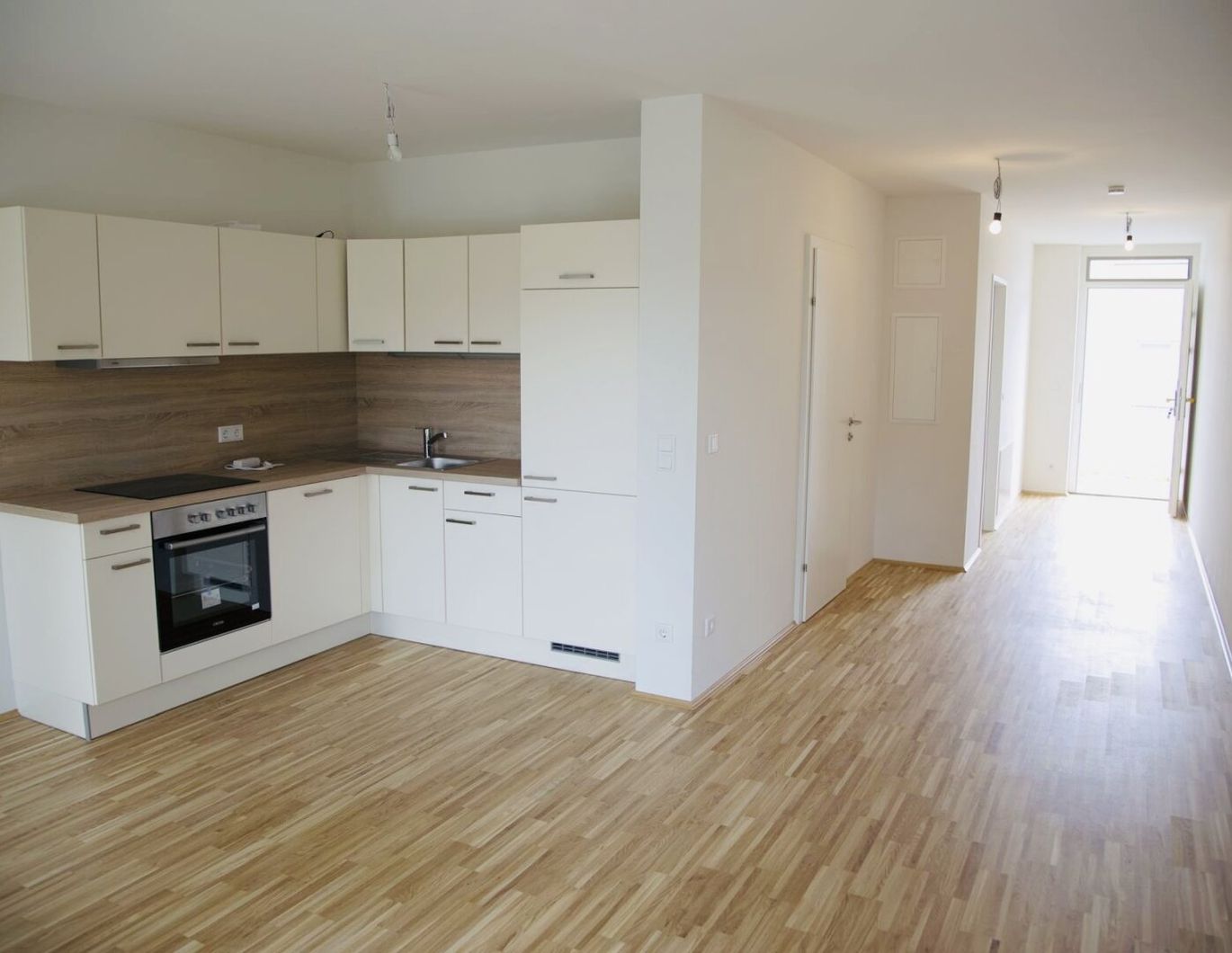 PROVISIONSFREIE 2-Zimmer-Wohnung mit herrlichem Balkon und freier Parkmöglichkeit