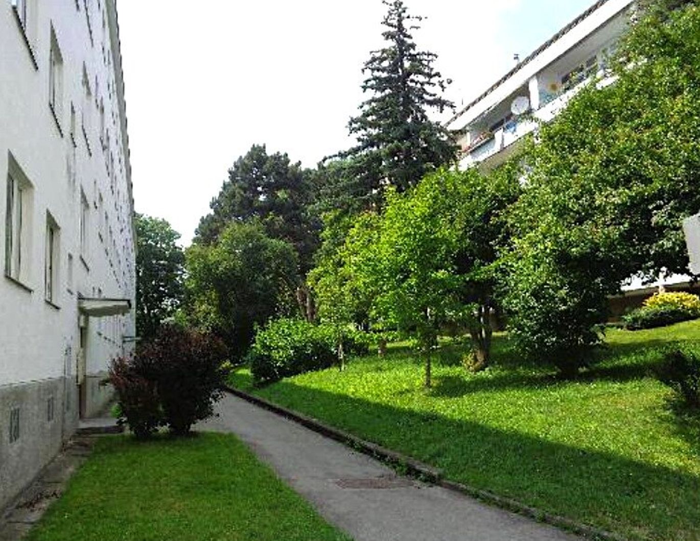 SOFORTBEZUG DRAUSSEN in OTTAKRING 4 Zimmer Wohnung mit LOGGIA in GRÜNLAGE