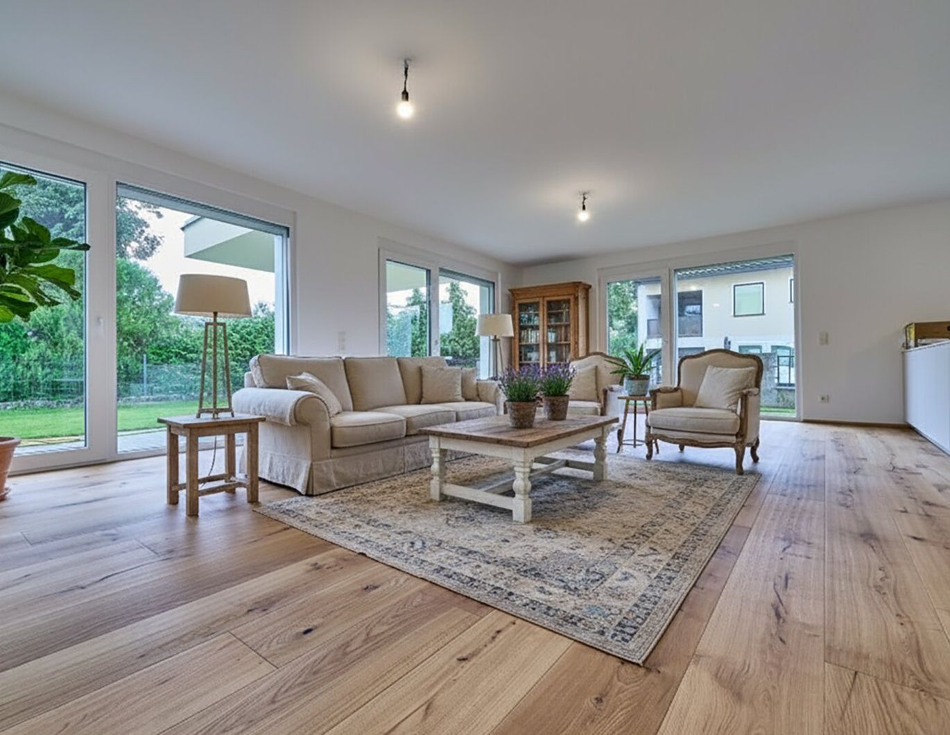 NEU ++ MASSIVES HAUS - LEICHTER KAUFPREIS ++ ca.152,50 m² WNFL / 5 ZIMMER ++ ZIEGELMASSIV / SCHLÜSSELFERTIG / ERSTBEZUG ++ GARTEN / TERRASSE / 2 BALKONE / TOP LAGE!