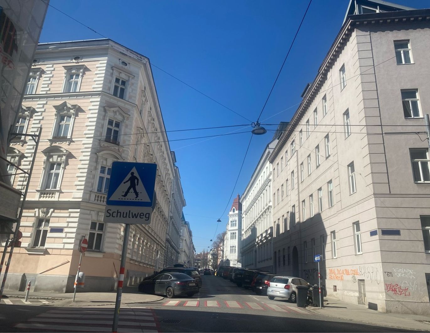 Investment - Chance - Anlage ALTBAU 4 Zimmer Wohnung DÖBLING