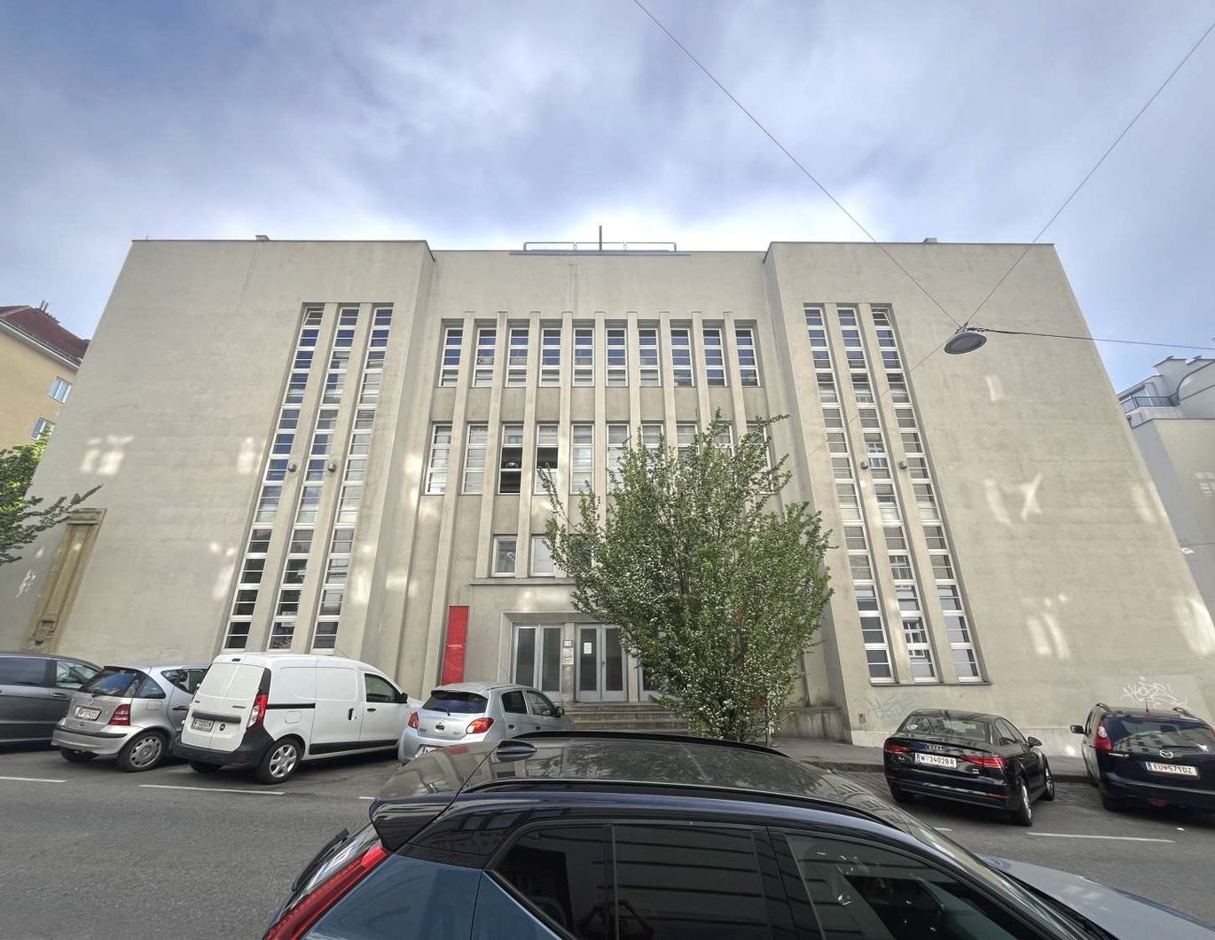 Unbefristet vermietete Garcionerre mit ca. 3,7 % Bruttoanfangsrendite!